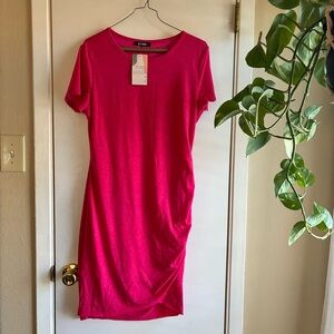 Elegant Fuchsia Midi Dress